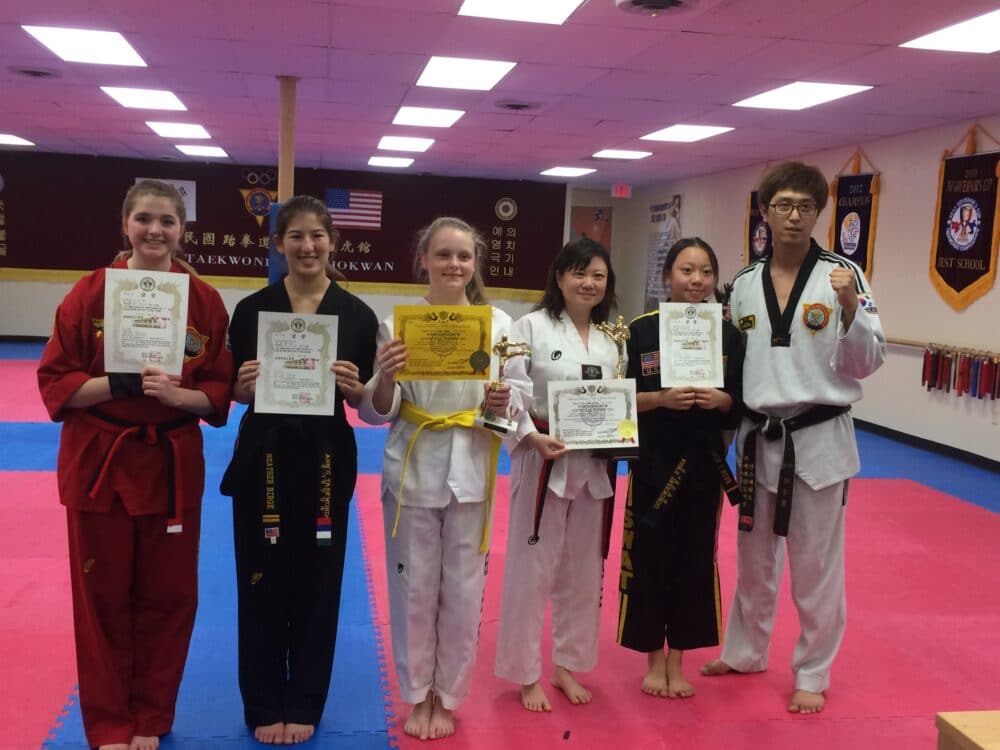 Ahn's Taekwondo dojang training