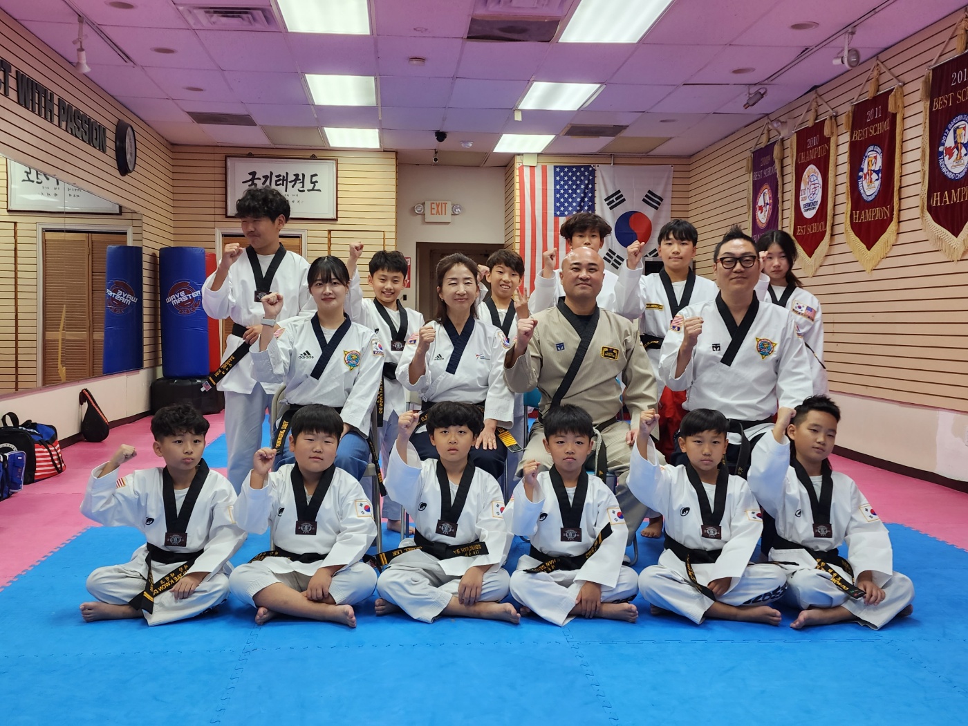 Dae Han Taekwondo group photo