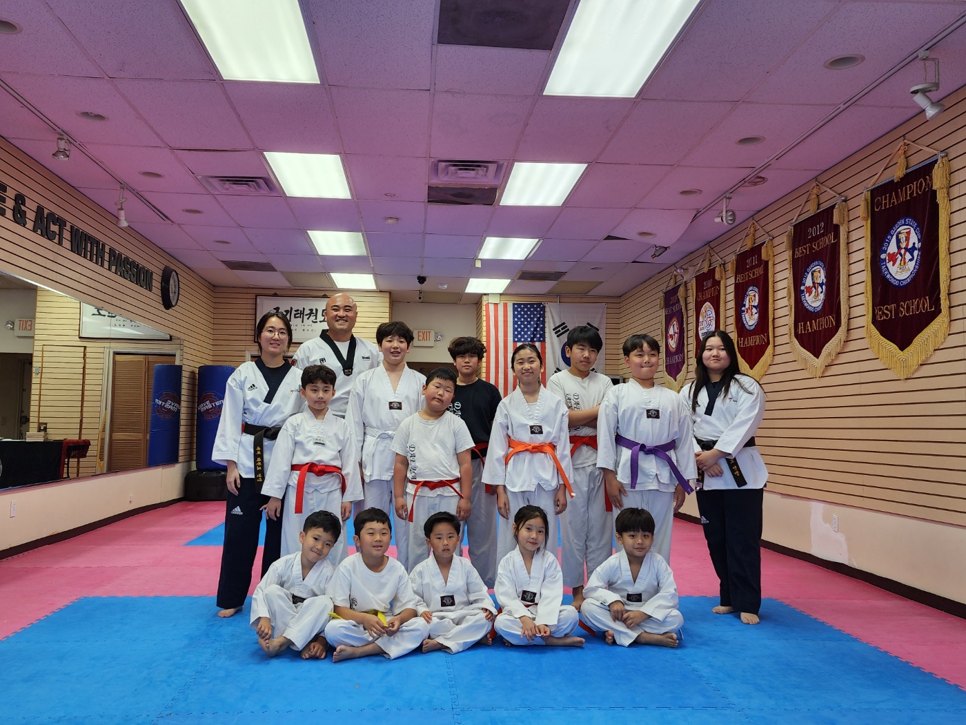 Dae Han Taekwondo class group photo