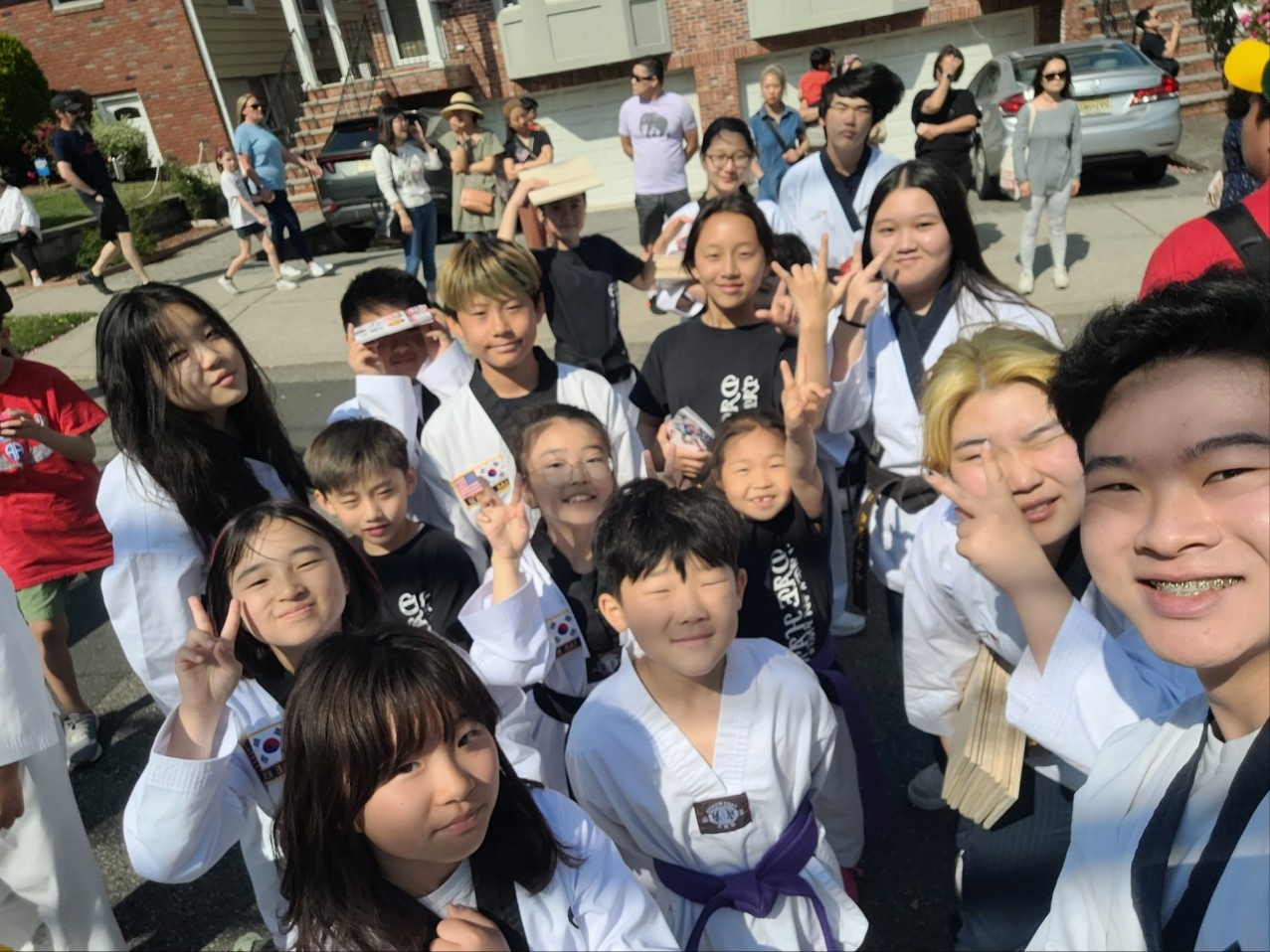 Dae Han Taekwondo students at a community event