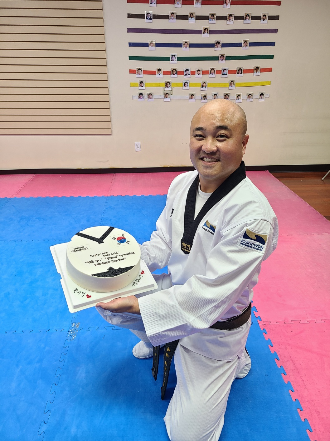 Master Dae Seok Han at Dae Han Taekwondo