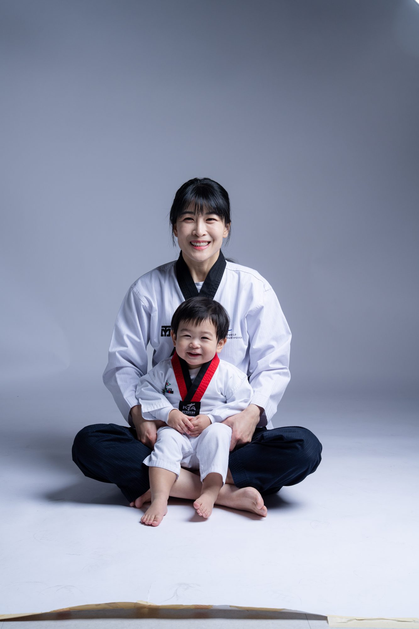 Master Na with a young student