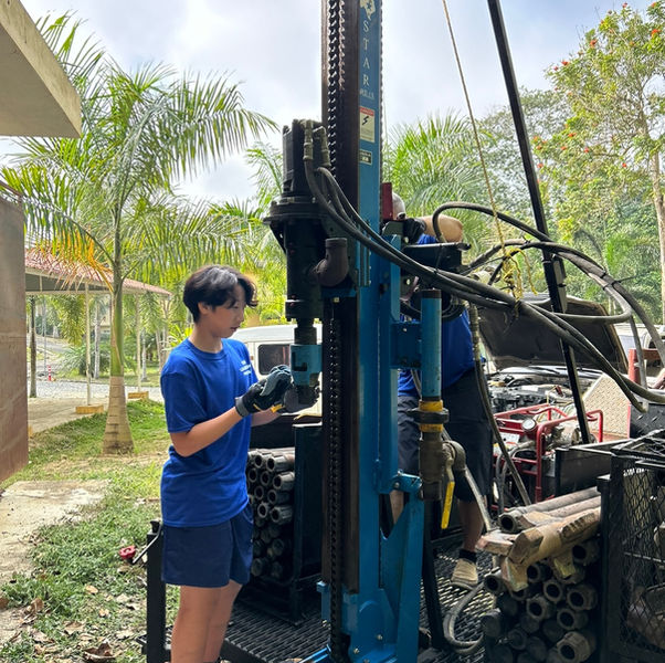 Taekwondo class in action