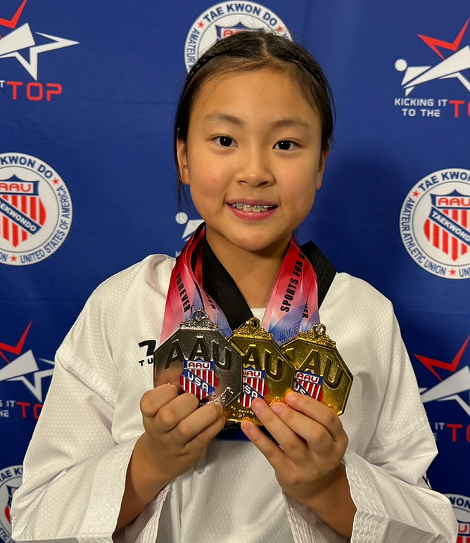 Team Elite Arizona medal ceremony